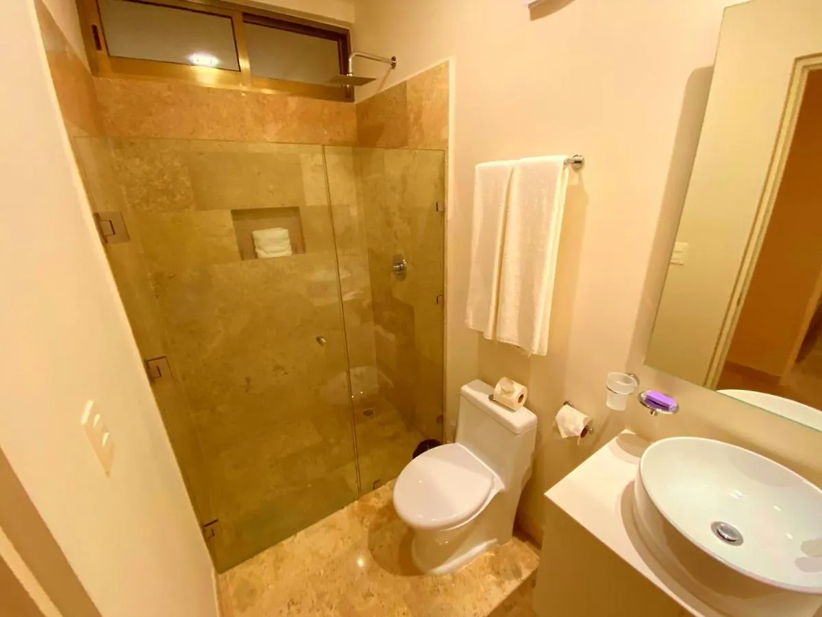 Brava Towers - Luxury Studios Tulum 0*,